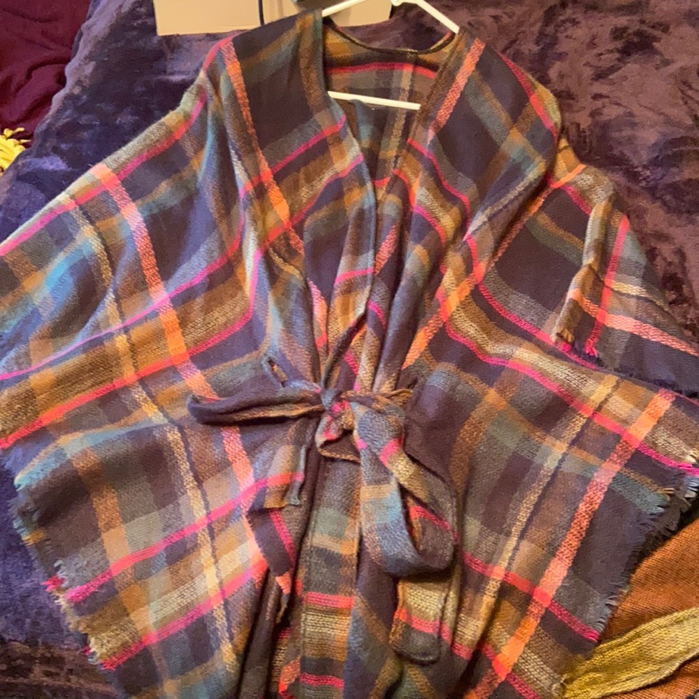Fall cardigan -ties around waiste